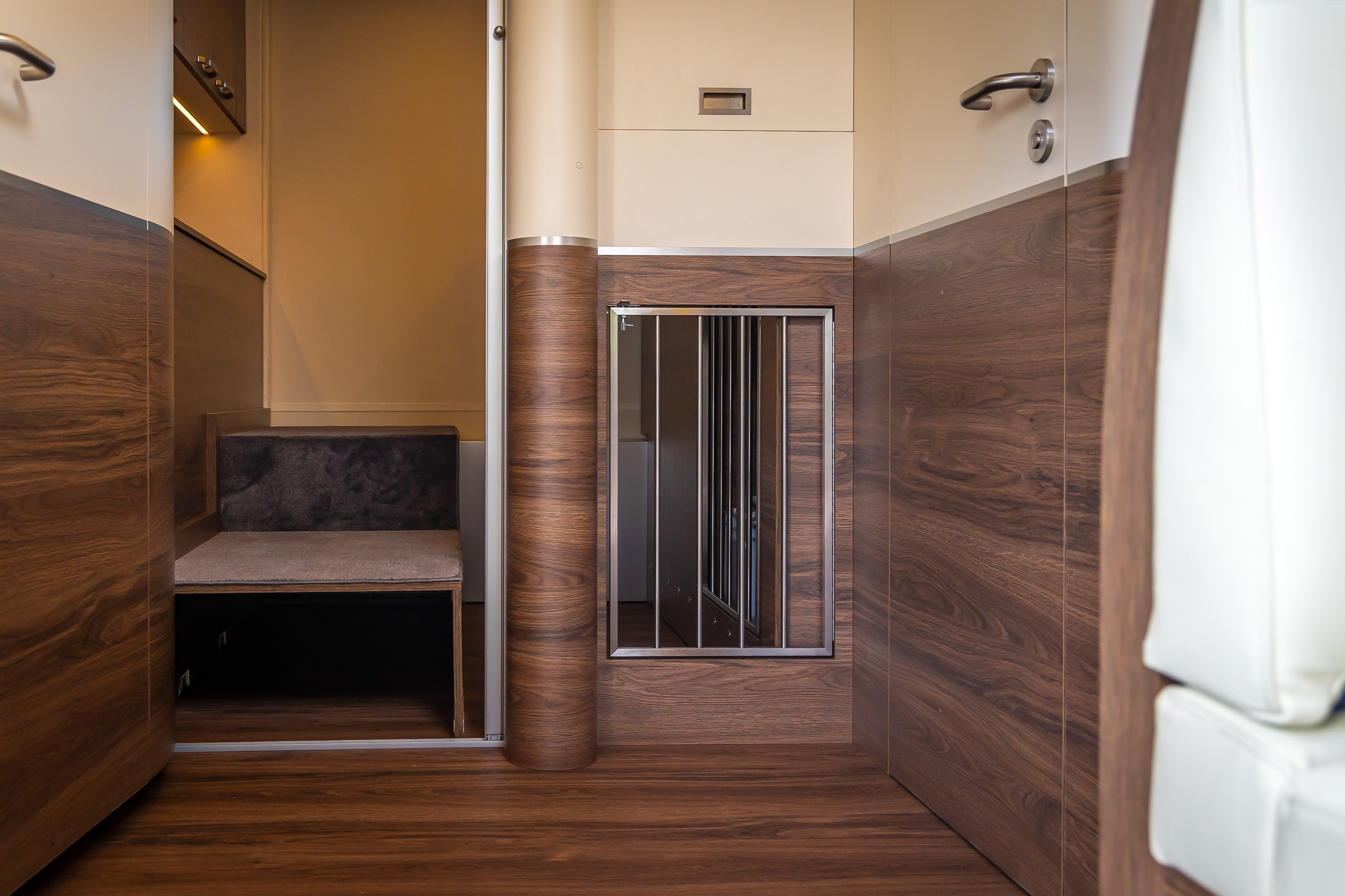 Q18 Stauraum und Garage